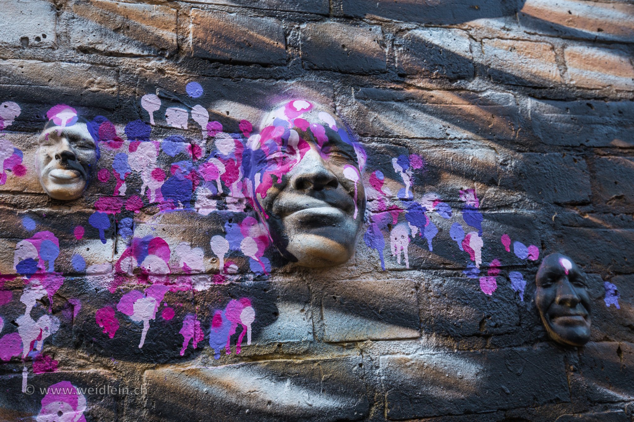 Faces in the Wall